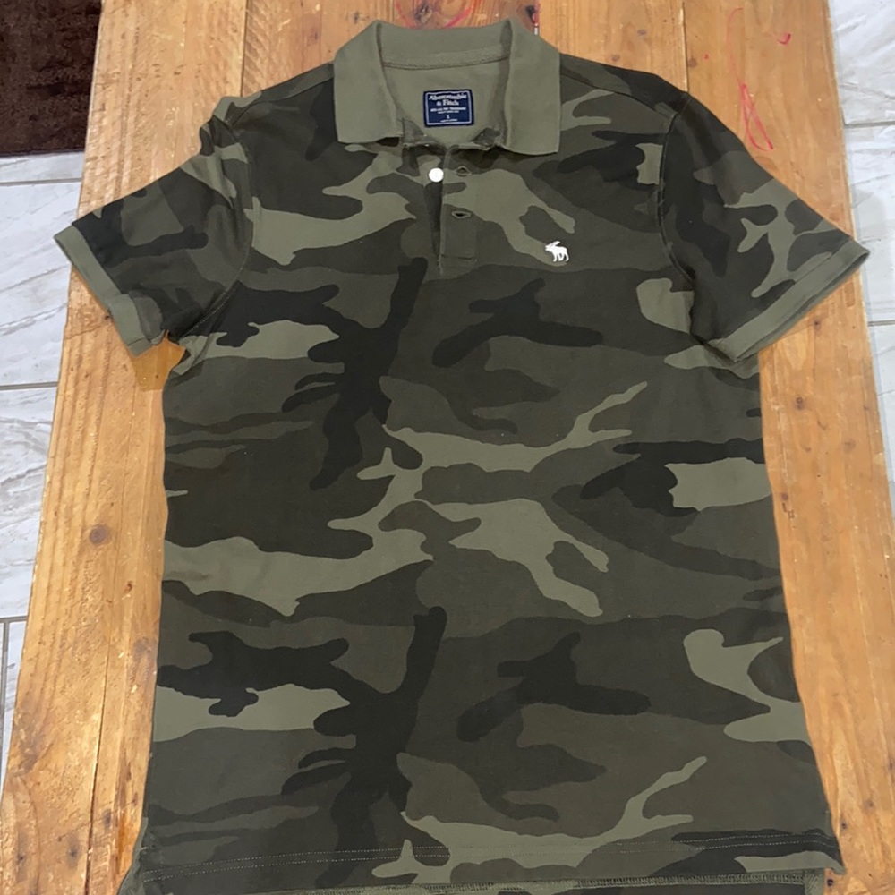Men’s Abercrombie polo